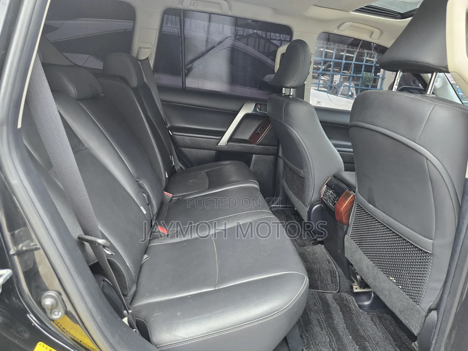Toyota Land Cruiser Prado 2016 Black