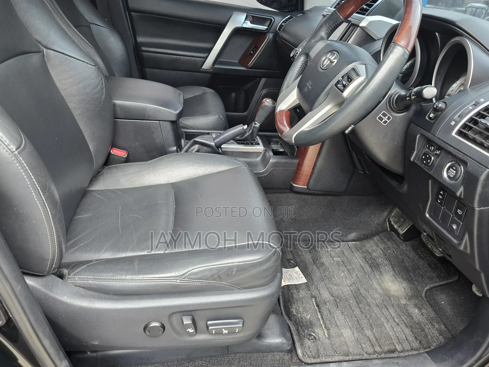 Toyota Land Cruiser Prado 2016 Black