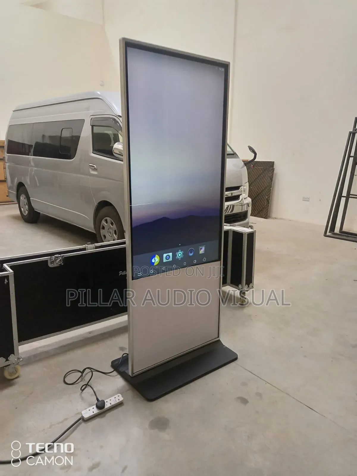 Ebb Kiosk Screens , the Interactive Screens for Rentals