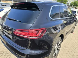 Volkswagen Touareg 2020 Black