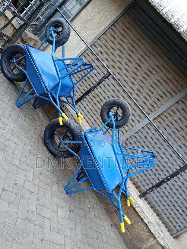 Quality Wheelbarrow - main view