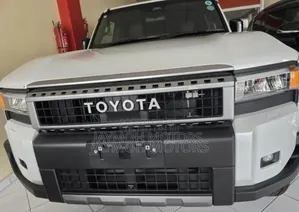 Toyota Land Cruiser Prado 2024 White