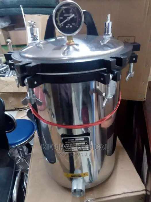 24 Litres Autoclave/Sterilizer - main view