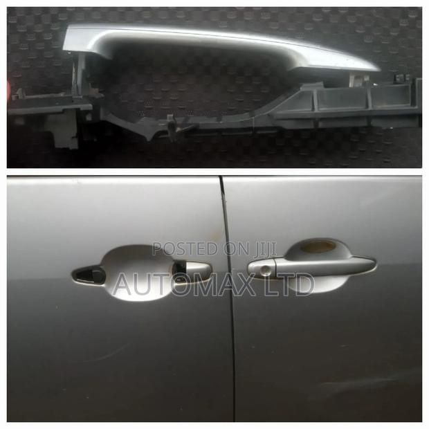 Toyota Noah/ Voxy, Rear Sliding Door Handle