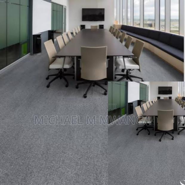 Grey Wall to Wall Carpet - main view