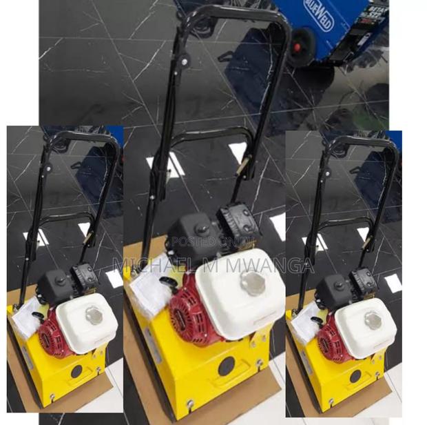 Efficient 90kg Plate Compactor - main view