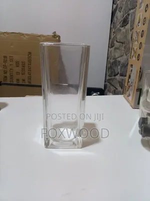 :*Glass Vase Cube Long Plain