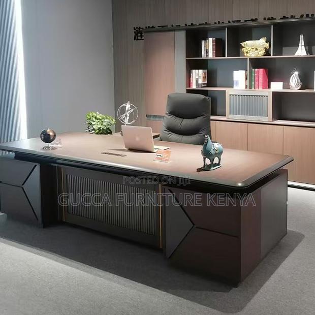 Office Table: 2.4m Wide Executive Board Director's L-Table - thumbnail 3