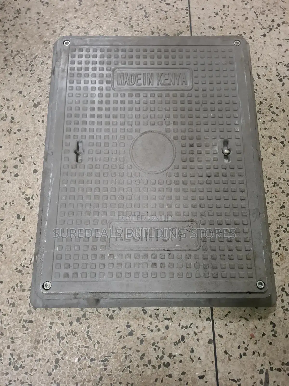 Composite Lockable Manhole Cover 450mm By 600mm