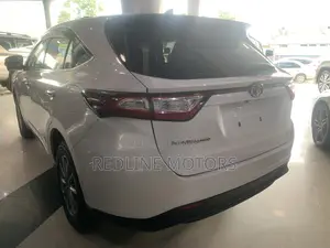 Toyota Harrier 2.0 2018 Pearl