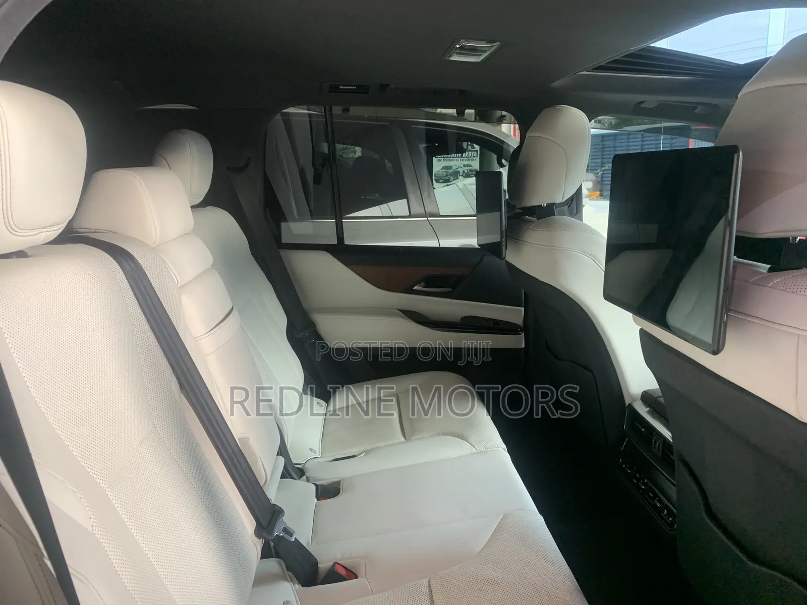 Lexus LX 2023 Matt Black