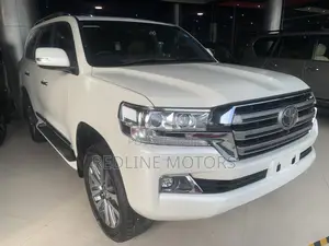 Toyota Land Cruiser 4.6 V8 ZX 2018 White