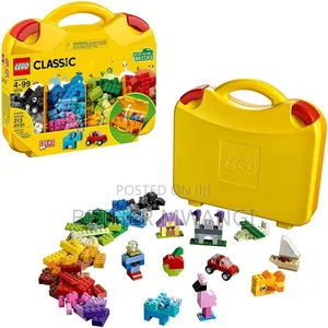 Lego 10713 - Classic Creative Suitcase in Kenya