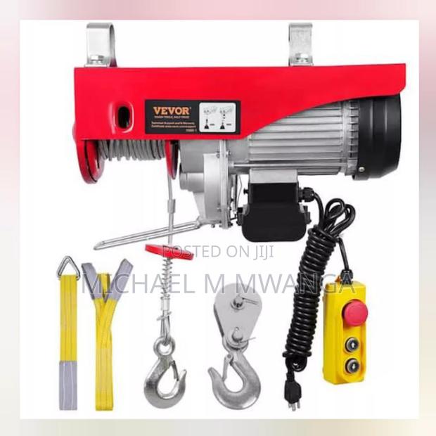 High Quality 0.5 Ton Construction Hoist - main view