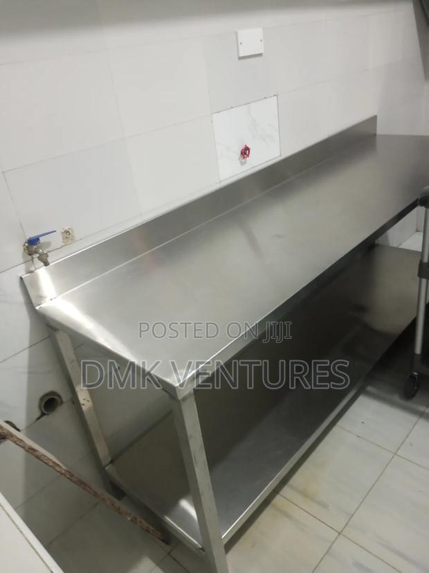 Stylish Institutional Working Table Top - main view