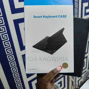 Samsung Galaxy Tab A9 Smart Keyboard Flip Cover