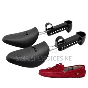 Adjustable Shoe Tree Suitable for Closed-Toe Footwear - main view