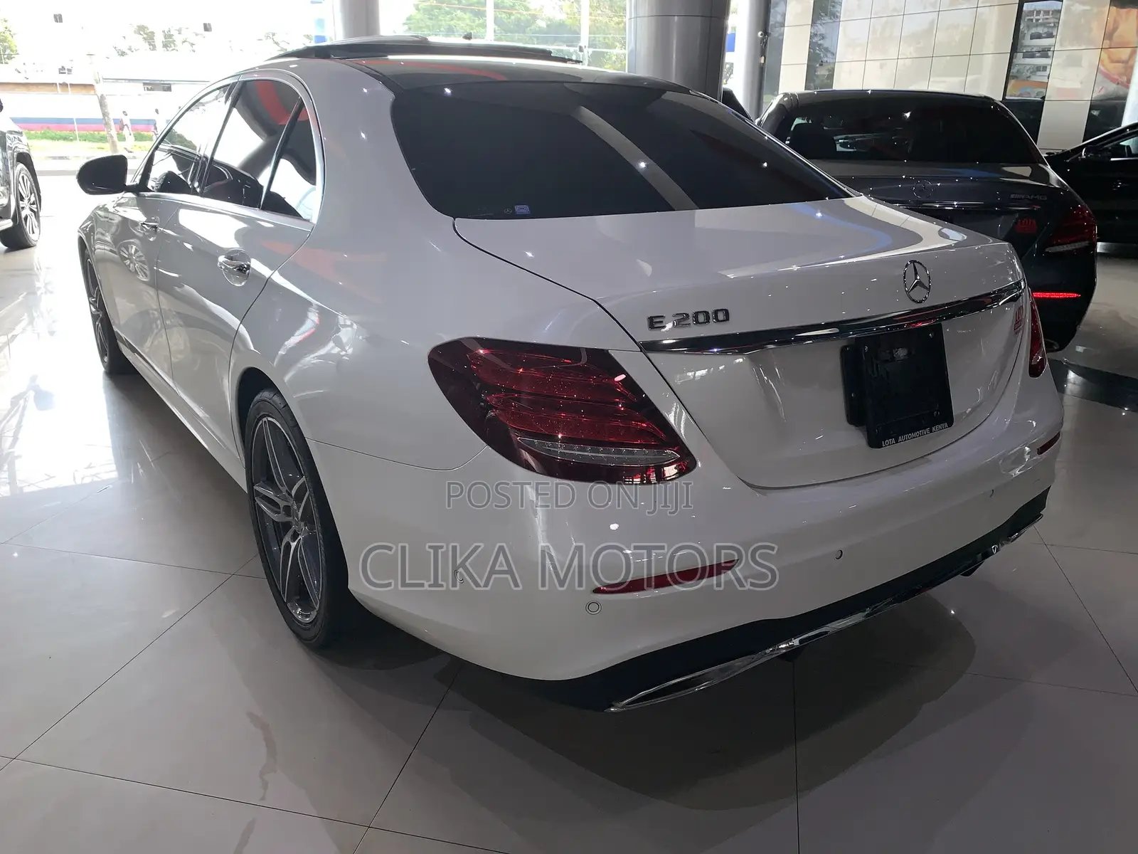 Mercedes-Benz E200 2018 Pearl