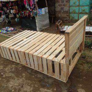 Pallet Bed - main view