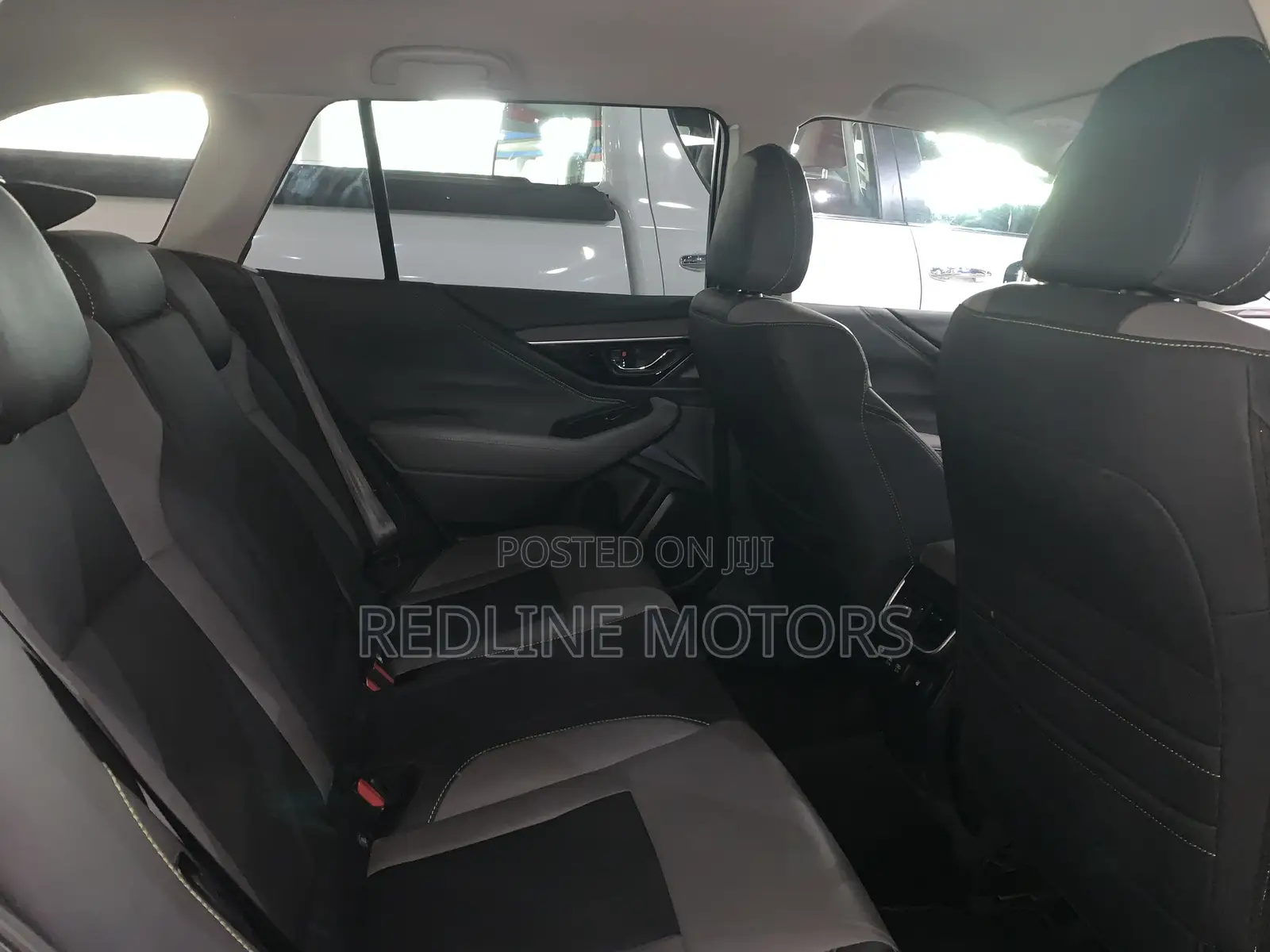 Subaru Outback Premium 2022 White