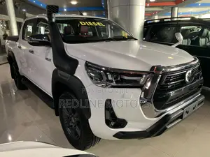 Toyota Hilux Revo Double Cab Deisel 2.4 AWD 2022 Pearl