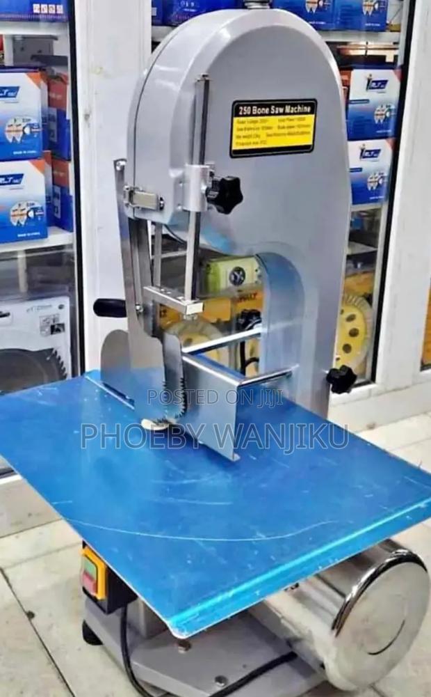 Powerful/Strong Meat and Bone Cutter - main view