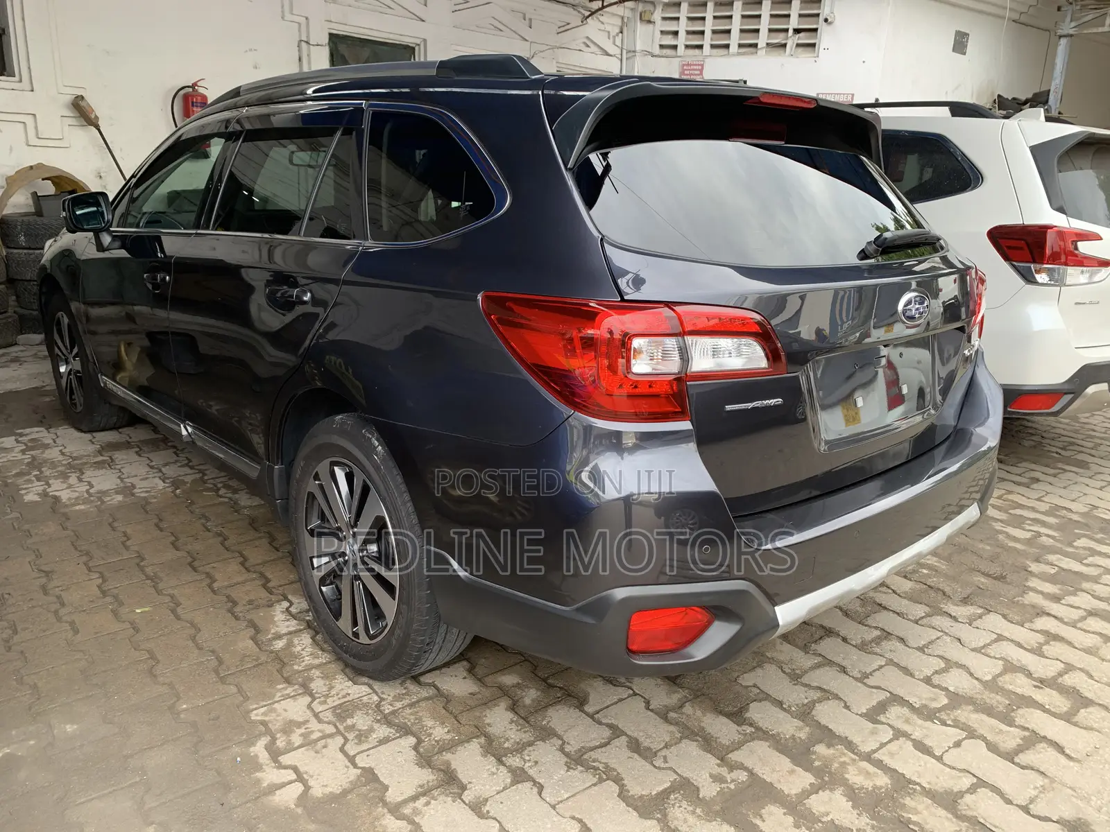 Subaru Outback 2.5i AWD 2018 Black