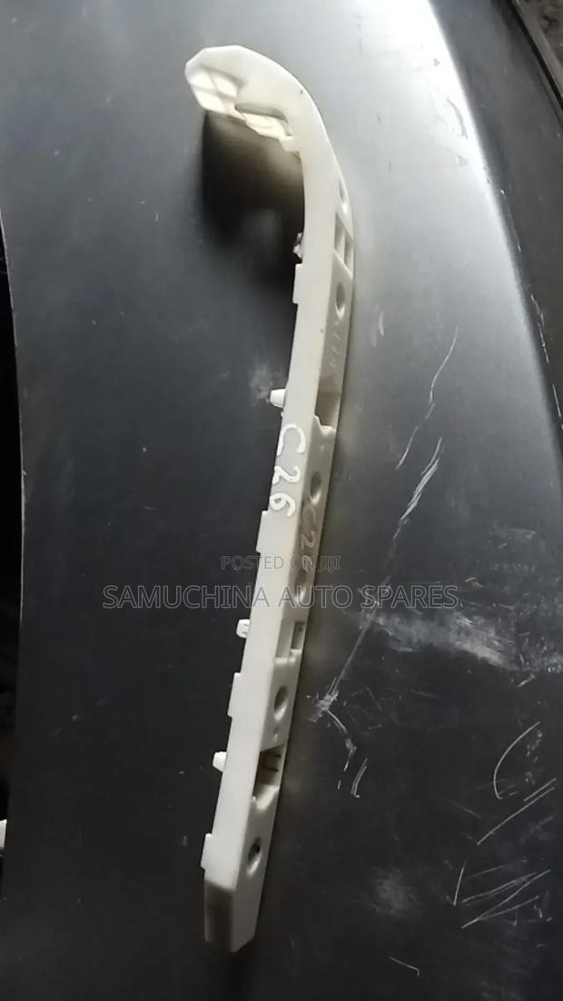 Rear Bumper Slide Nissan Serena C26