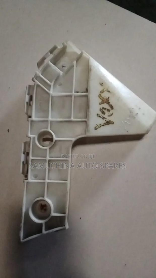 Front Bumper Slides Toyota Voxy Zrr70