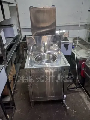 Modern Stainless Steel Hands Washing Station With Stepping Water Pump