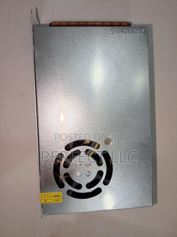 24v 10a Fanned Power Supply - main view