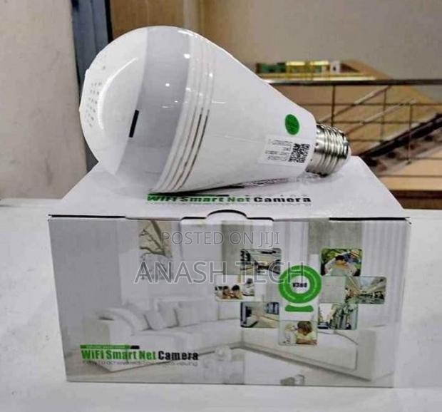 Nanny Bulb Camera 
Records Both Audio and Video
