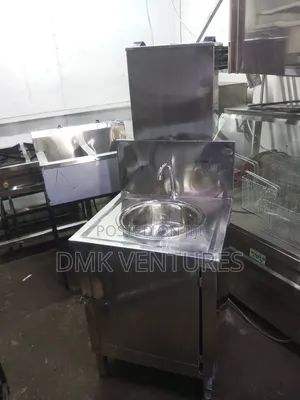 Stylish Modern Stainless Hands Washing Station With a Pedal Pump