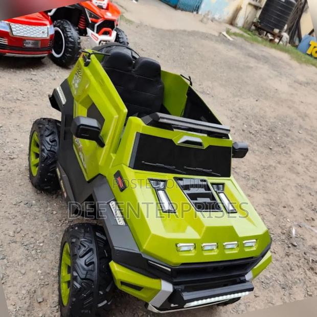 Kids 4x4 Jeep With Rubber
K
