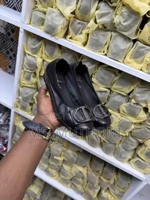 Quality Classic Doll Shoes With Comfortable Sole Size 37-43