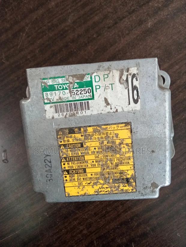 SRS Unit/ Airbag Computer Toyota Ist Old Model