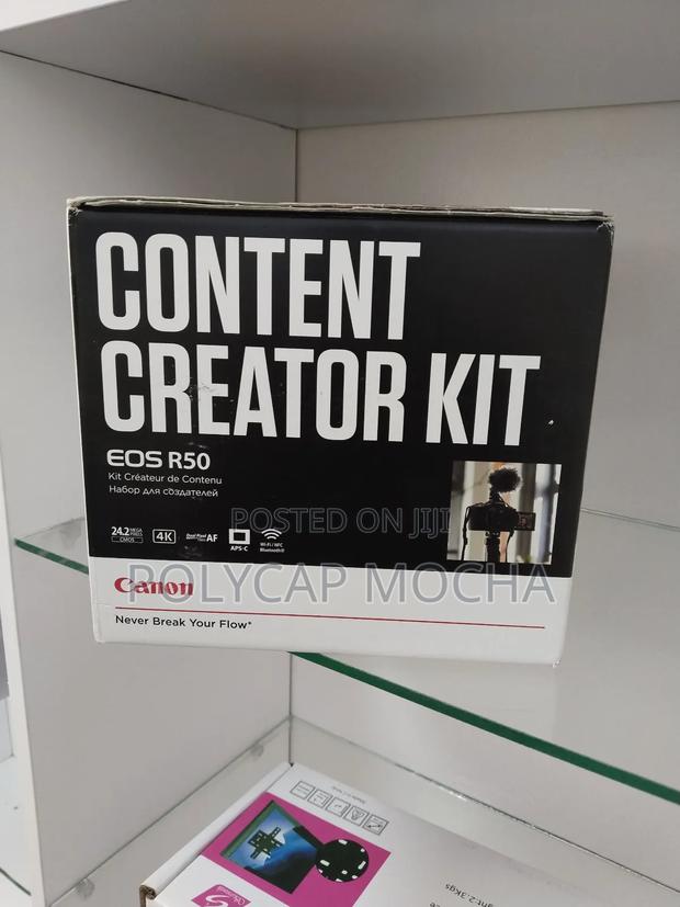 Canon Eos R50 Content Creator Kit - main view