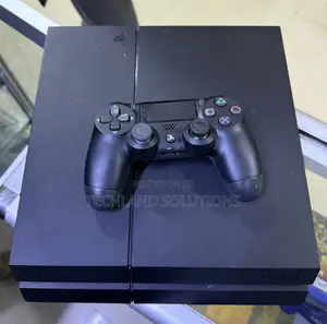 Sparkling Clean Sony Playstation 4 Standard