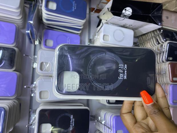 Golbin iPhone 13 Case With Magsafe Microfiber Lining Liquid Silicone - main view