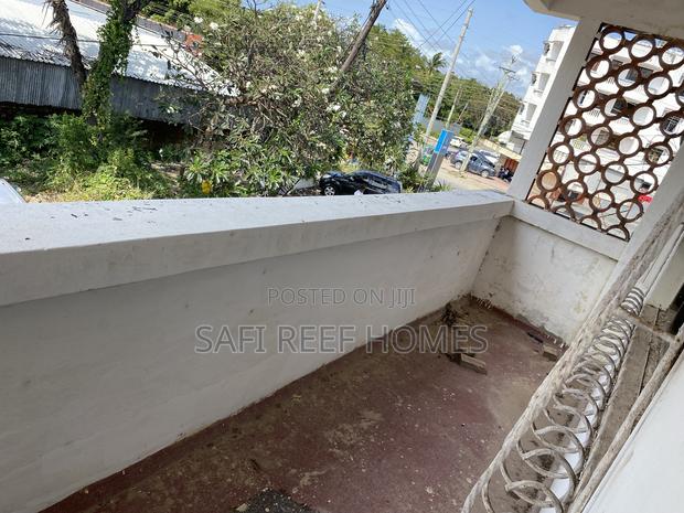 Whole Floor Office Space to Let in Nyali - thumbnail 7