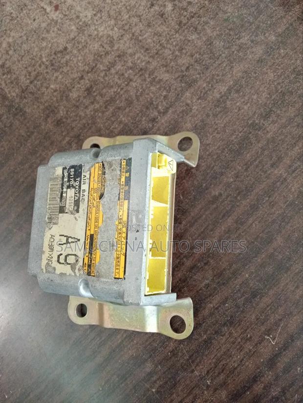 SRS Unit/Airbag Computer Toyota Vitz Old Model