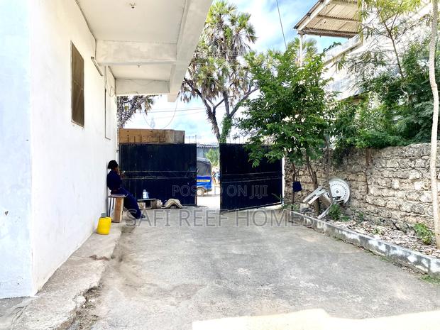 Single Office Space to Let in Nyali With Parking - thumbnail 11