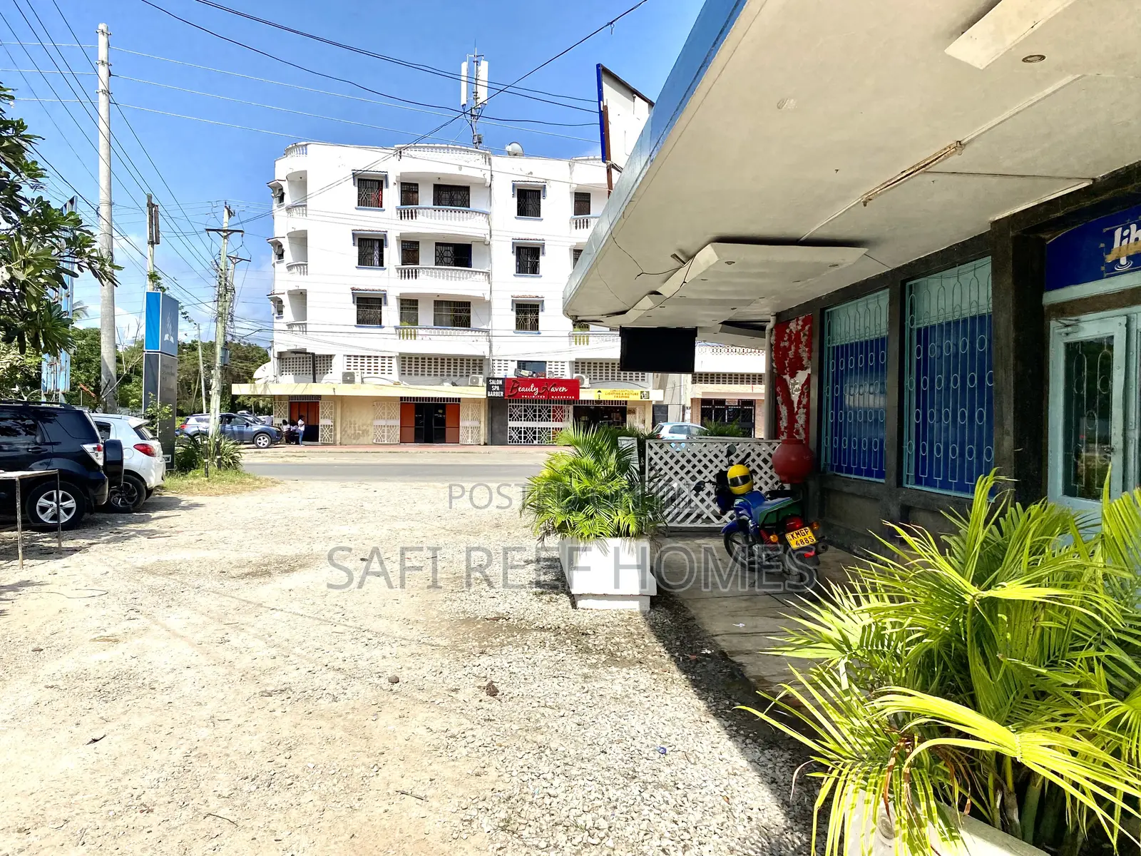 Single Office Space to Let in Nyali With Parking
