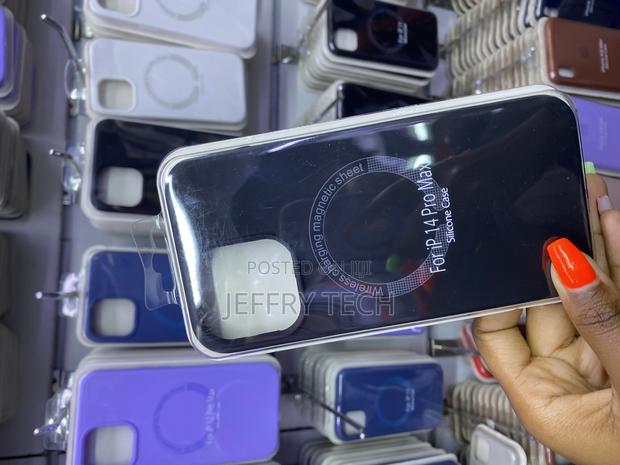 Beller Magsafe Silicone Case for iPhone 14 Pro Max - thumbnail 2