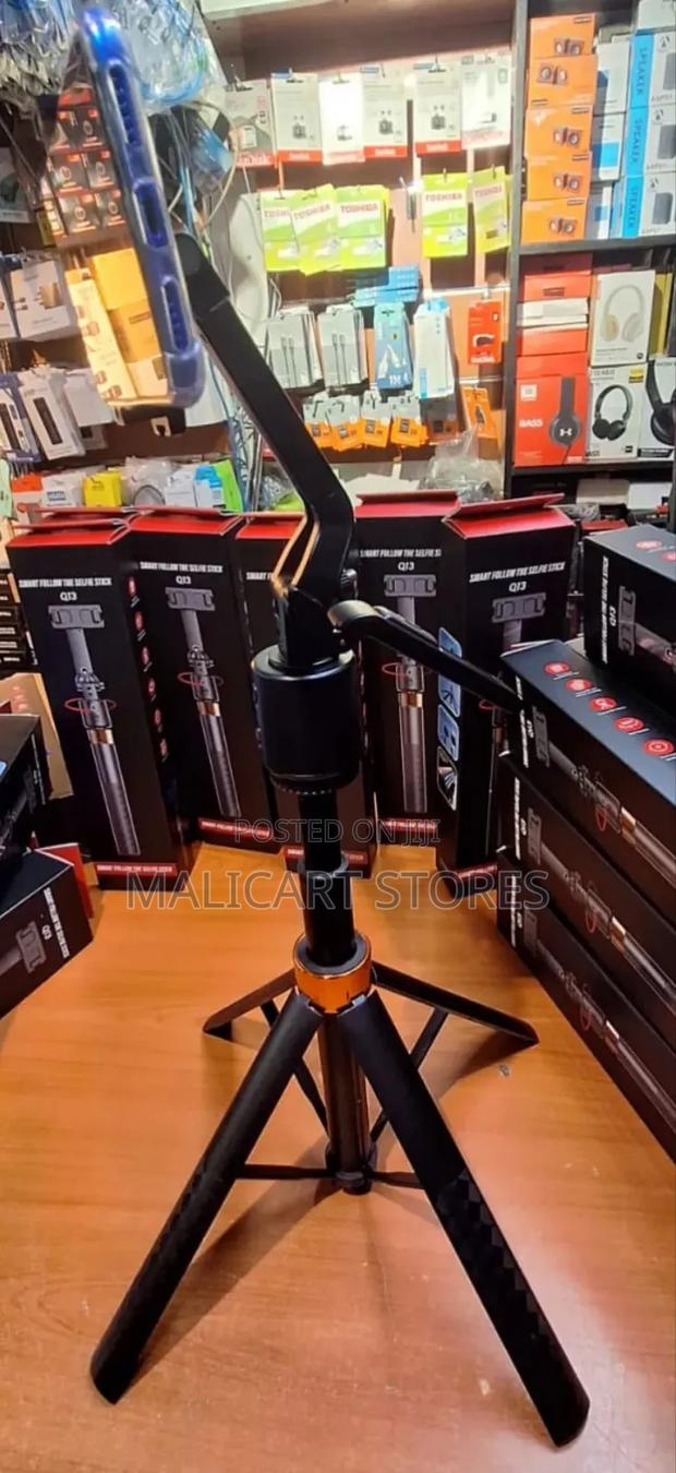 Smart Ai Selfie Stick Tripod - thumbnail 2