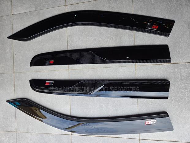 Hilux Vigo Champ Gr Windbreakers. - main view