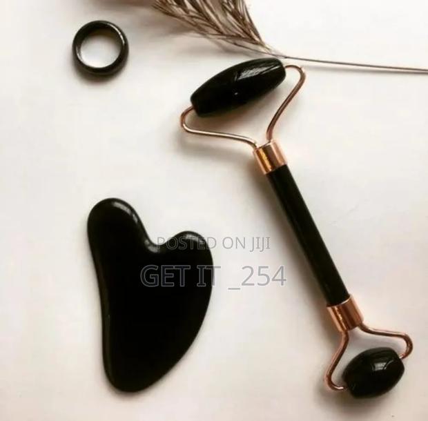 *Anti Aging Face Roller Guasha Set - thumbnail 4