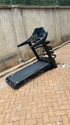 Treadmills# Trèadmills+ Trêadmills* Treădmills# Trěadmills) Trėadmills