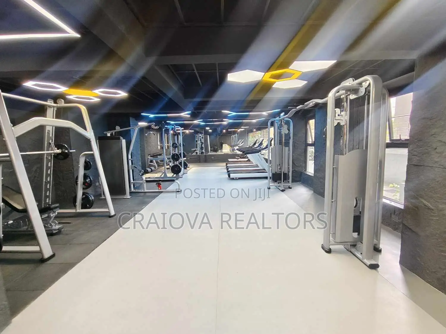 2bdrm Apartment in Valley Arcade for rent
