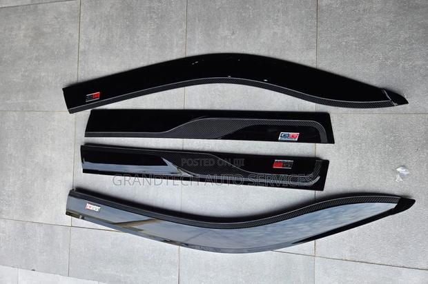 Land Cruiser  200 Series Gr Sport Windbreakers - main view